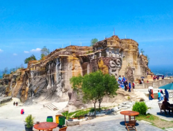 Watu Tapak camping hill – Taman Tebing Breksi
